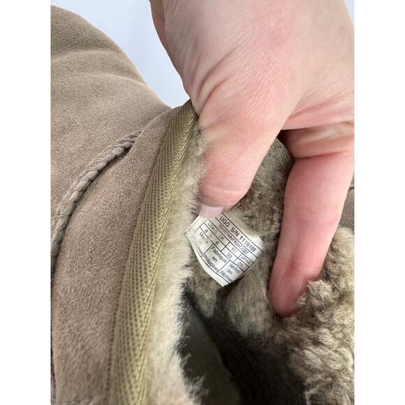 UGG Classic Ultra Mini Womens Bootie 8 Antelope Suede Ankle Boot 1116109 RARE - Picture 8 of 8